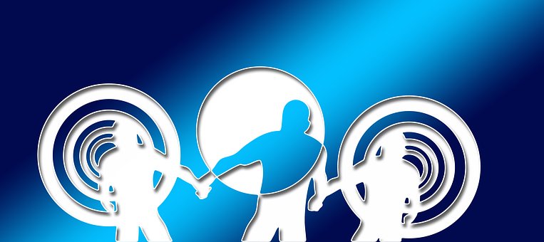 Una silueta d'adult que dóna la mà a 2 joves