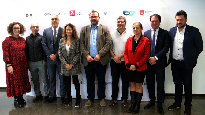 Representants dels vuit socis del projecte