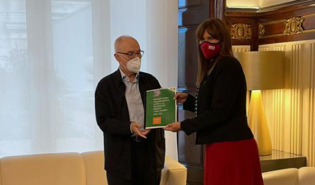 Delivery of the 2021 report by the Catalan Ombudsman to the President of Parliament